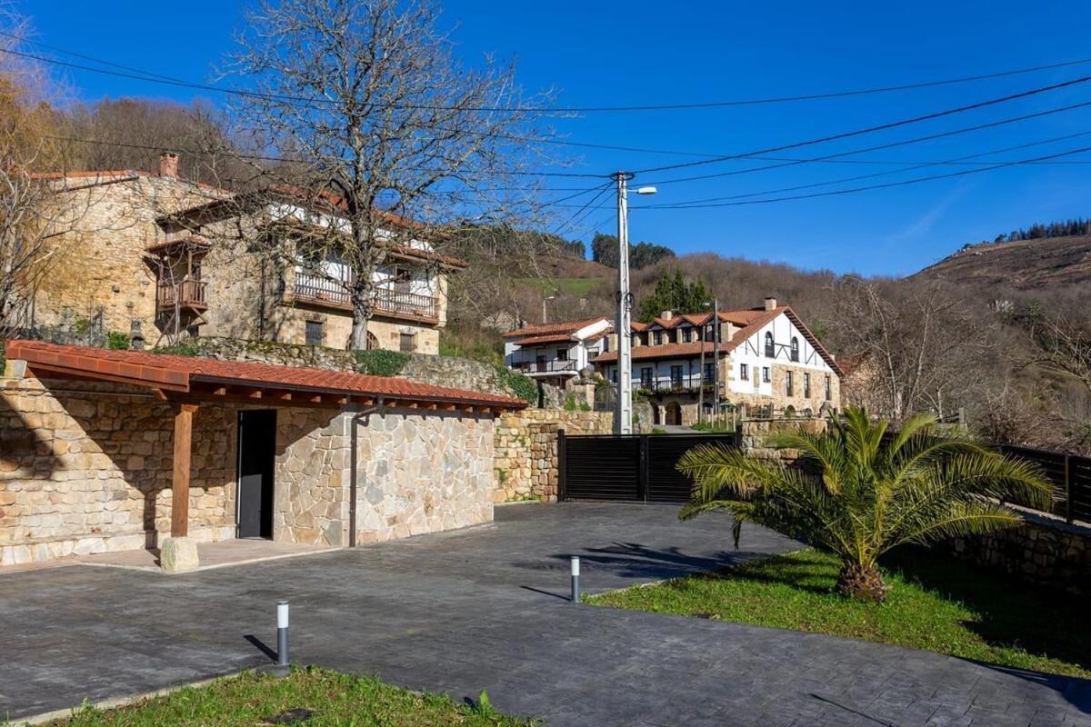 Sandonana Old Palace Lodge Villafufre 외부 사진